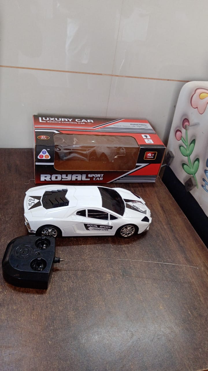 TTG Royal Sport Remote Control Car – High-Speed Racing Toy TTG Royal Sport Remote Control Car – High-Speed Racing Toy